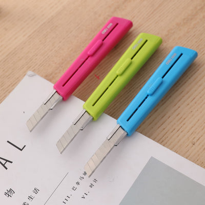 CUTTER MIC CU SINA SI PROTECTIE LAMA MODERN DELI